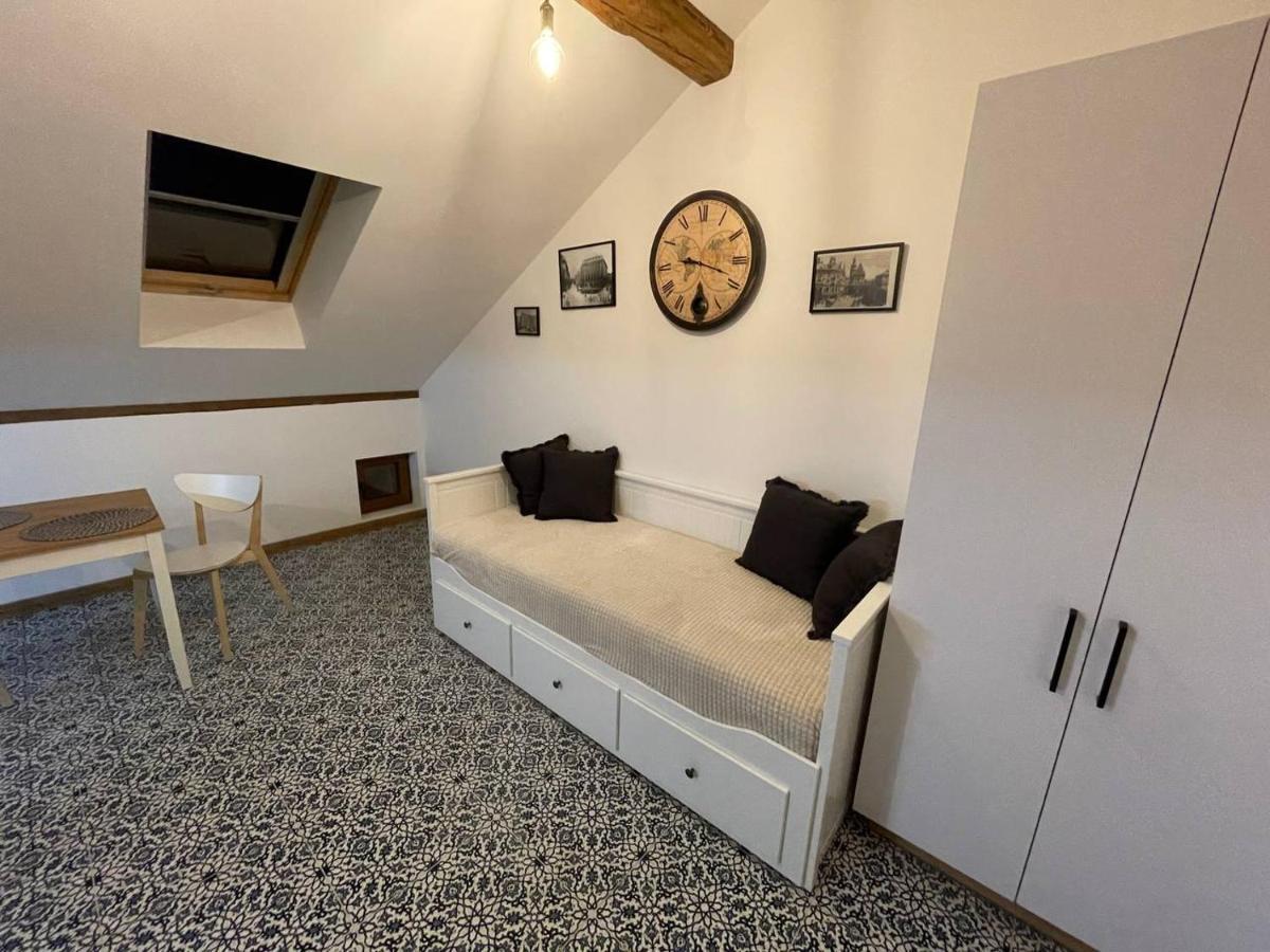 Apartments Galicia Lwów Zewnętrze zdjęcie