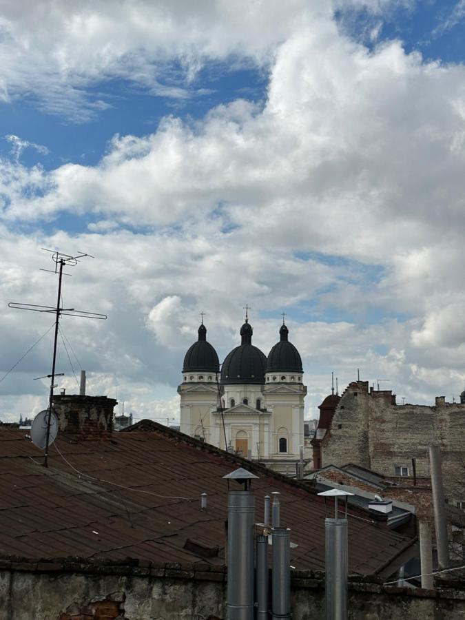 Apartments Galicia Lwów Zewnętrze zdjęcie