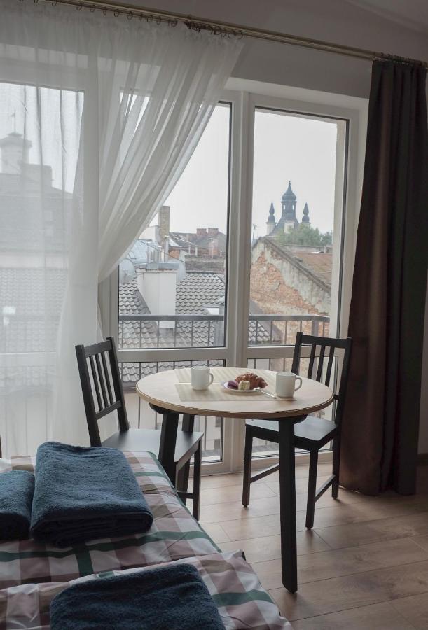 Apartments Galicia Lwów Zewnętrze zdjęcie